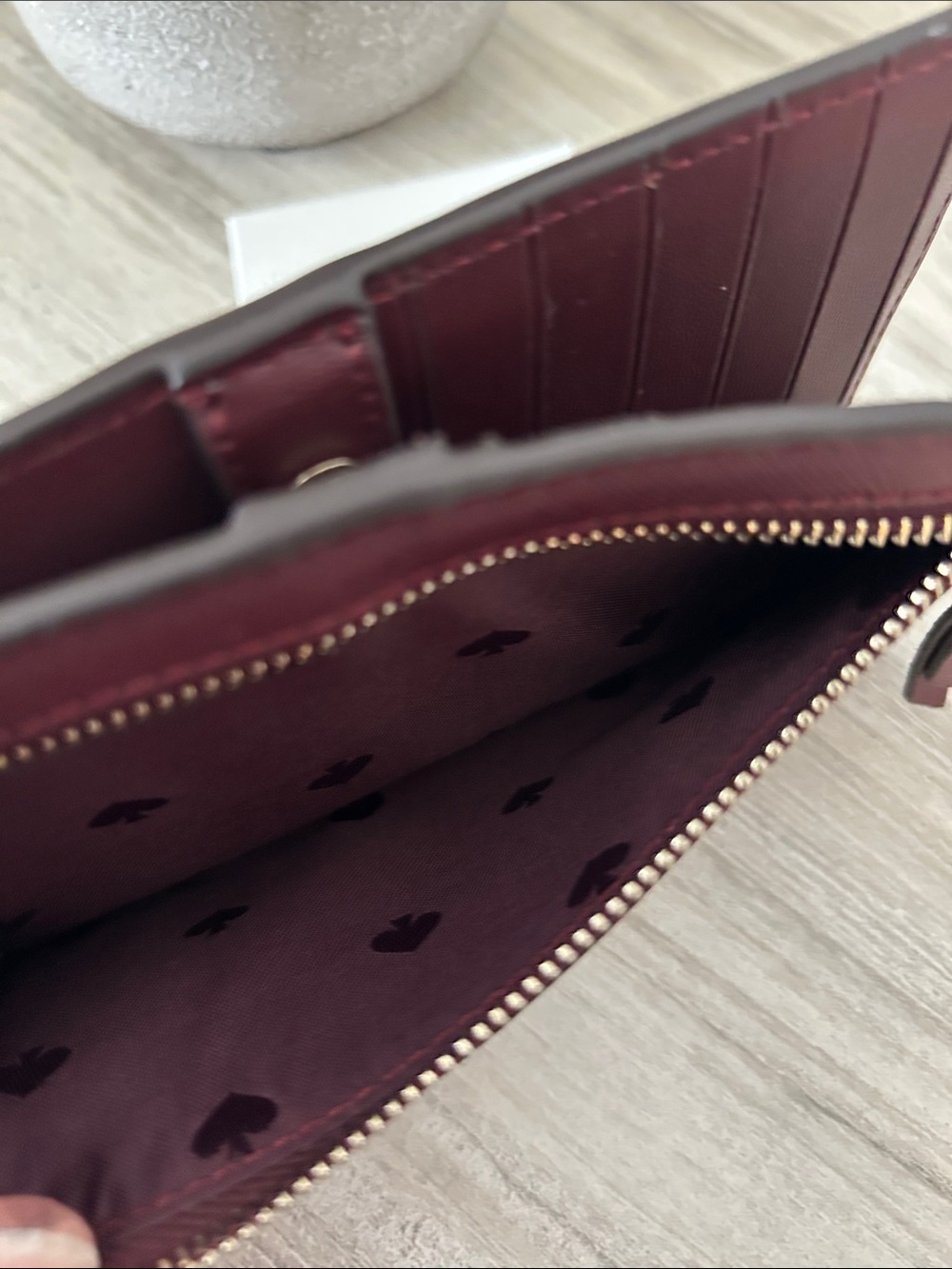 kate spade Cameron large billfold Burgundy Saffiano Wallet NWOT - Picture 7 of 9